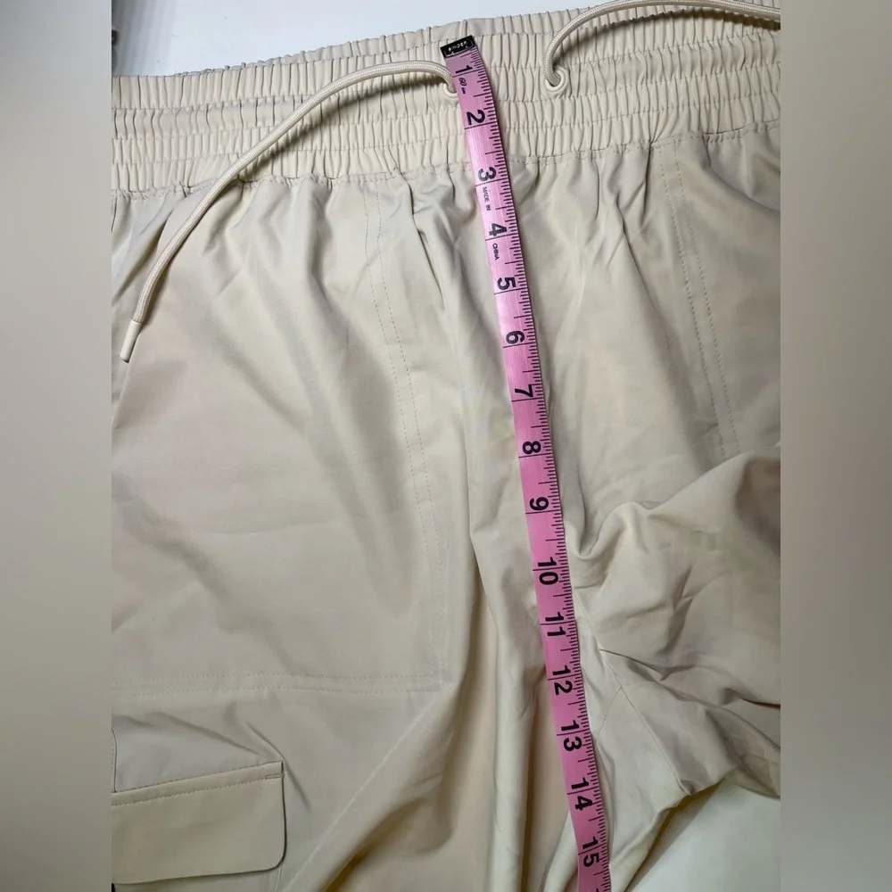Old Navy Women’s Size L Wishbone High-Waisted StretchTech Cargo Joggers NWT - Picture 6 of 10